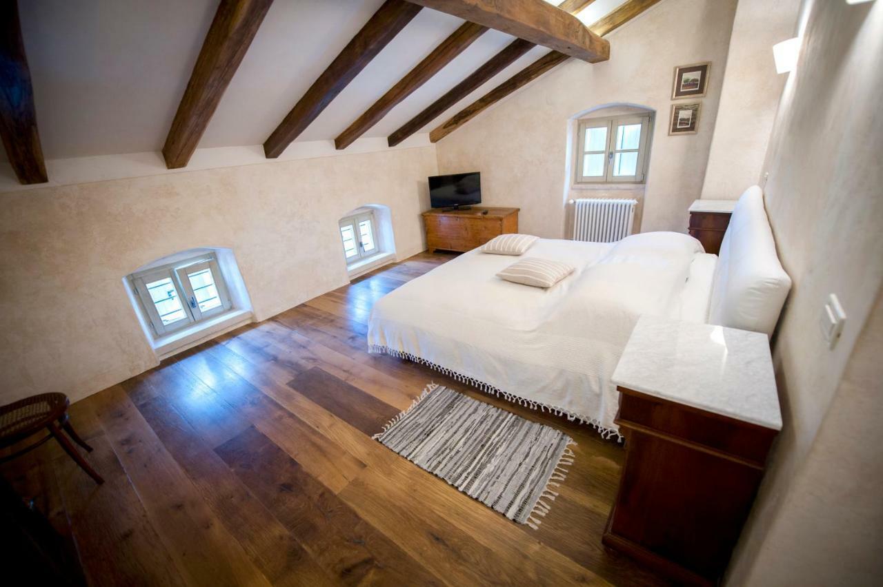 Villa Tona Visnjan Bagian luar foto