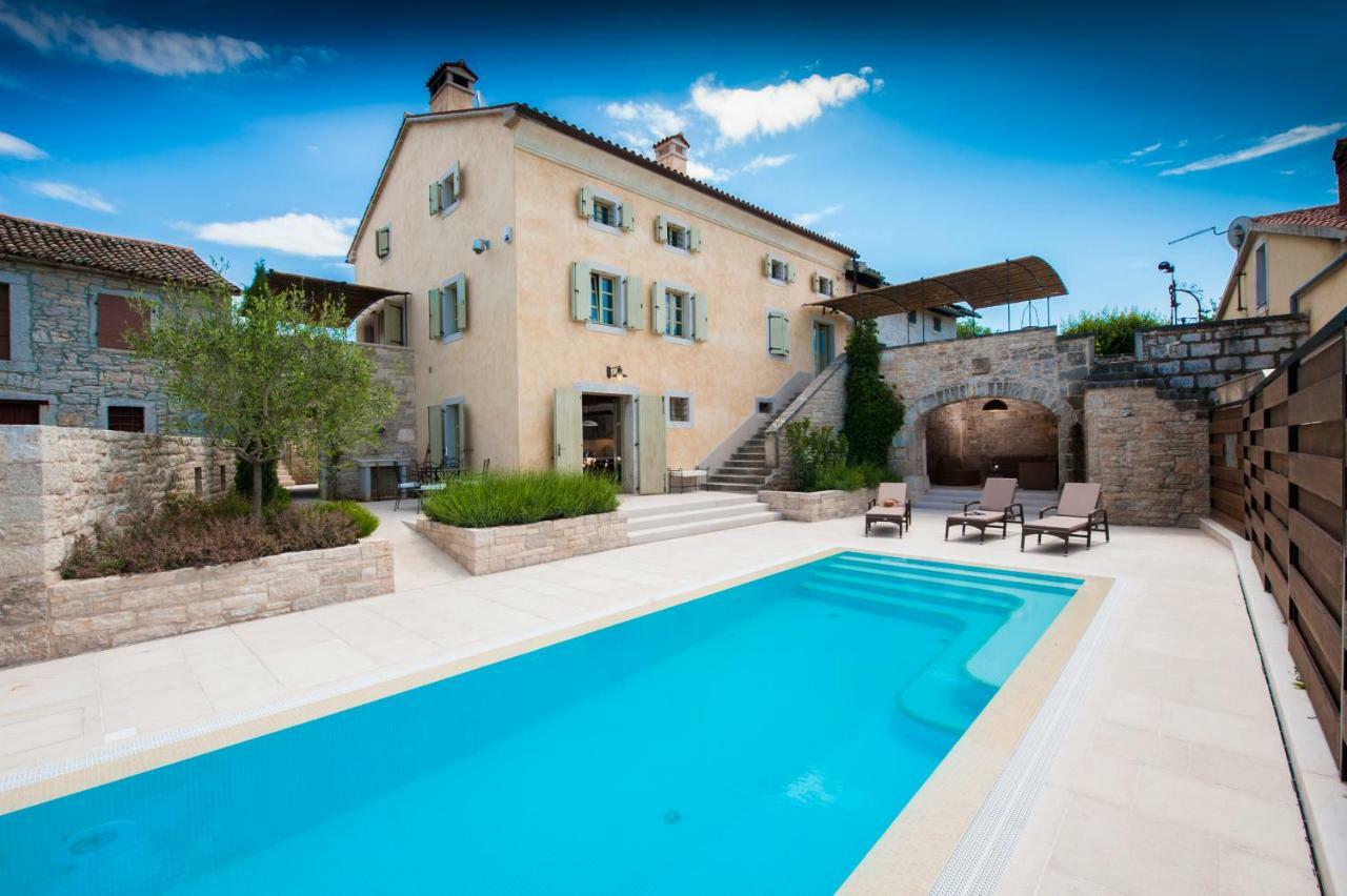 Villa Tona Visnjan Bagian luar foto