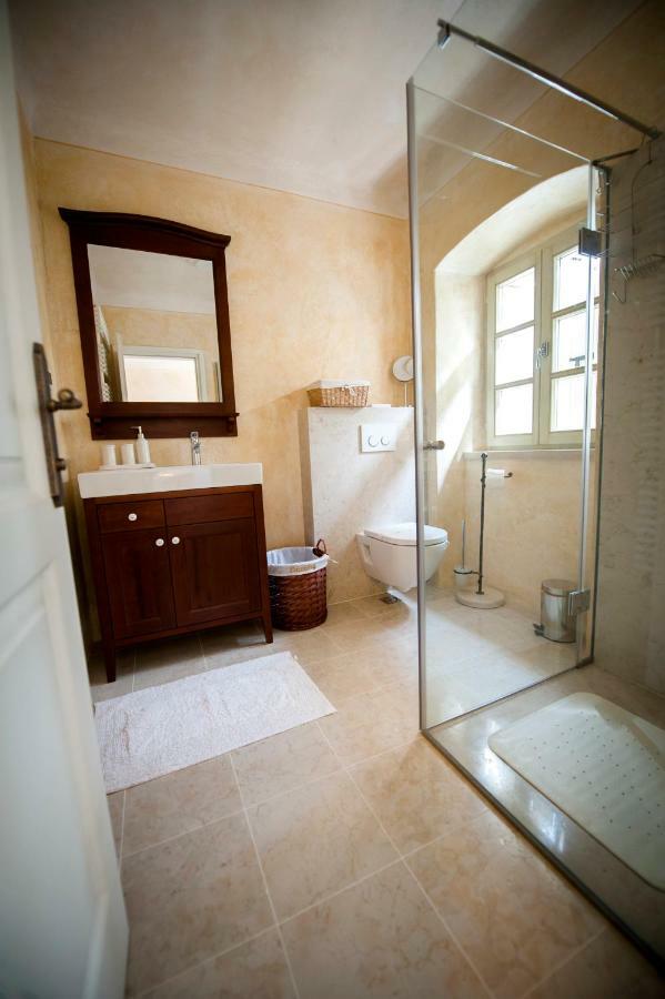 Villa Tona Visnjan Bagian luar foto