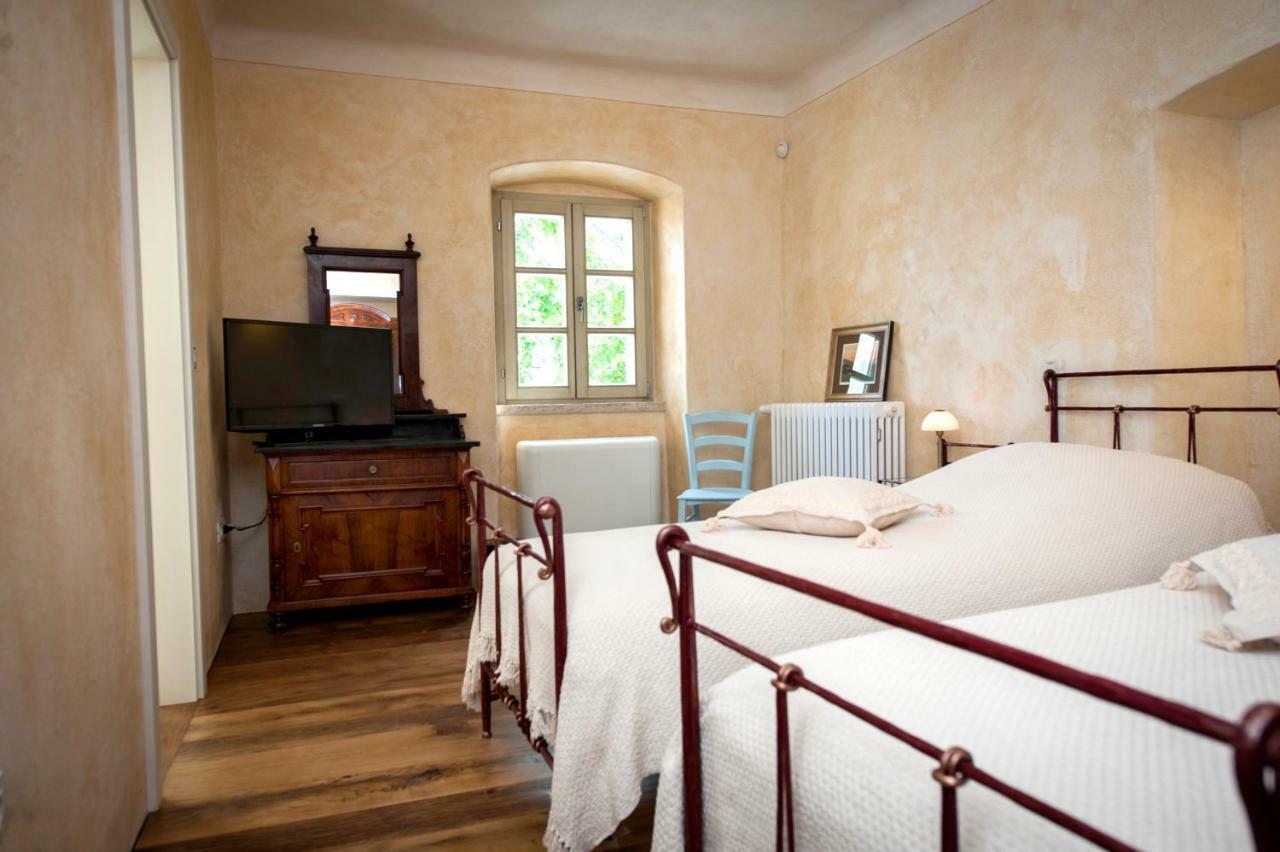 Villa Tona Visnjan Bagian luar foto